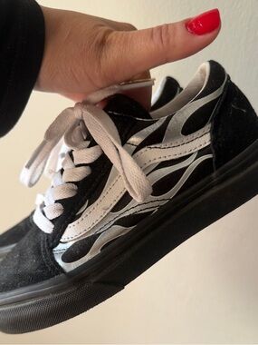Vans Kids Black and White Flame-Print Skate Sneakers